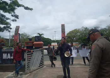 Slogan “Ambon Bersih” Hanya Omong Kosong, Mahasiswa Muslim Desak Pencopotan Kadis DLHP Kota Ambon