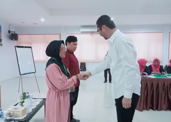 Sebanyak 55 Pelaku Usaha Di Kota Ambon Mengikuti Pelatihan Sertifikasi Halal.