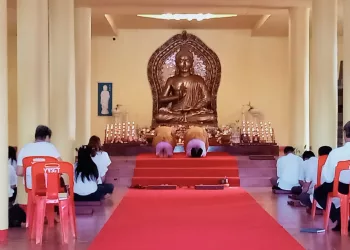 Umat Buddha di Ambon Semarakkan Waisak 2567 BE Dengan Aneka Kegiatan, Jauwerissa Tekankan Pentingnya Moralitas dan Etika