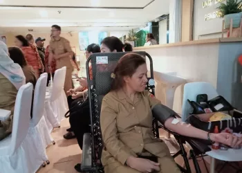 Permintaan Golongan Darah “O” Kian Meningkat, Ketiga Kalinya DWP Kota Ambon Gandeng PMI Gelar Donor Darah 