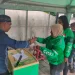 Grab  Ambon Berbagi Hewan Kurban Ke 21 Orang Mitra Grab