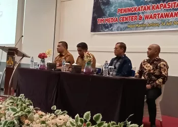 Tim Media Center Pemkot Ambon dan Wartawan Ikut Peningkatkan Kapasitas SDM
