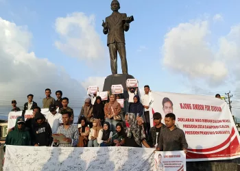 Relawan Jong Ambon Deklarasi Dukungan Gibran Rakabuming Maju Cawapres 2024