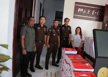 JPU Kejari Aru Limpahkan Berkas Korupsi Dana Hibah Pilkada Aru ke Pengadilan Tipikor Ambon