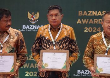 Dukung Program Baznas, Pemkot Ambon Diberikan “Baznas Award 2024”