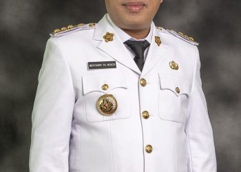 Tidak Tahu Malu! Sanksi Adat Keras Orang Letti Mengancam Karier “Bupati Mulut Kotor” di MBD, Takut Disanksi Adat Malah Minta Maaf ke Onisimus Yoltuwu