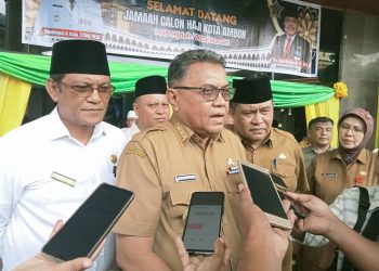 Lepaskan 322 CJH Ke Tanah Suci, Ini Pesan Penjabat Walikota Ambon