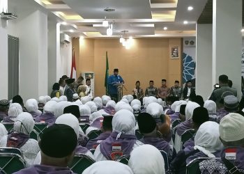Embarkasi Haji Antara Provinsi Maluku Kloter 27 Diberangkatkan ke Tanah Suci