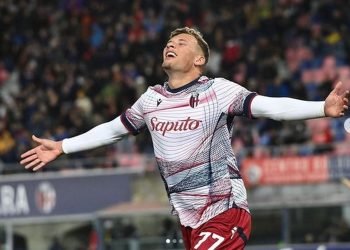 Sidney van Hooijdonk, Pemain Berdarah Maluku yang Ikut Antar Bologna ke Liga Champions 2024/2025