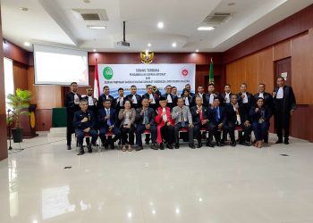 16 Advokat di Bawah DPD Ikadin Maluku Diambil Sumpah Wakil Ketua PT Ambon