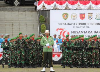 Letkol Inf. Julius Matakena Sukses Menjalankan Tugas sebagai Komandan Upacara HUT ke-79 RI di Ambon