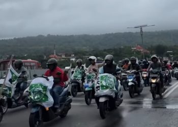 Ratusan Simpatisan dan Pendukung dari Partai Kebangkitan Bangsa Antar Paslon Mi-MW Daftar KPU Provinsi Maluku