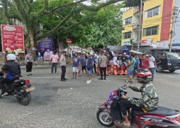 Tagih Janji Pemprov Maluku, Ratusan Sopir Angkot Salobar-Kudamati Gelar Aksi Mogok Tolak Maxim Beroperasi Sementara