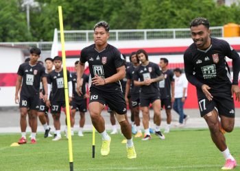 Jelang Laga Lawan PSM Makassar, Coach Imran Siap Berikan Hadiah Buat Masyarakat Maluku Utara