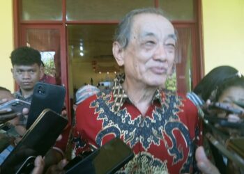 Ratusan Warga Tionghoa di Kota Ambon Datangi Vihara, Ini Harapan Jauwerissa 