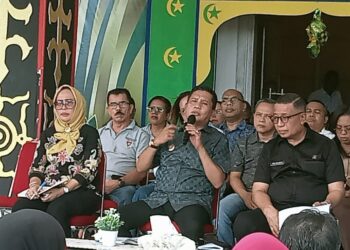 Di Program WAJAR Warga Keluhkan Air Bersih PT.DSA, Wattimena : Demo Saja