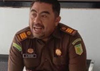 Sekretaris Desa Wonreli Pakai ADD Main “TOP”