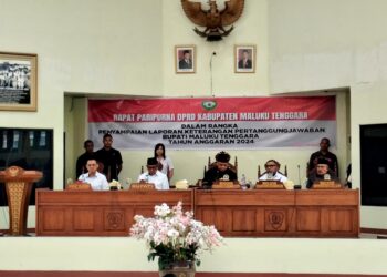Hadiri Rapat Paripurna DPRD, Bupati Malra Sampaikan Nota Pengantar LKPJ Tahun 2024