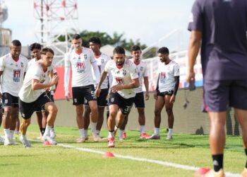 Malut Tak Mau Persib Pesta Juara di Gelora Kie Raha, Imran: “Malut United Tak Akan Mengalah, Fokus 200 Persen”