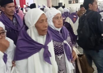Lepas CJH Asal Kota Ambon, Wattimena Minta Jamaah Haji Doakan Kota Ambon