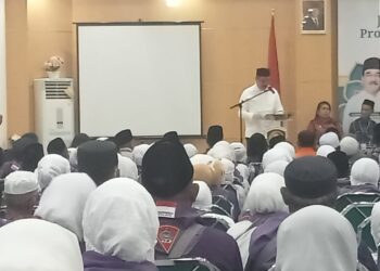 1.076 CJH Asal Maluku Dilepaskan Gubernur Maluku Ke Tanah Suci