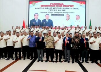 Lantik Pengurus KONI Maluku, Marciano Norman Minta Kerja Sepenuh Hati dan Jaga Soliditas
