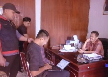 Operasi Senyap Bongkar Kasus “Pancuri Kepeng Negara”, Jaksa Sita HP Dirut dan Uang Rp 1,3 Miliar di Rekening Pribadi Manajer Keuangan PT. Dock dan Perkapalan Waiame