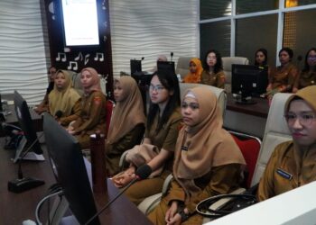 Kadis Kominfo Ajak 55 CPNS Kedepankan Kerja Tim