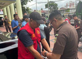 Jaksa Eksekusi Empat Terpidana Kasus “Baloko Kepeng” Bank Moderen Ekspres ke Lapas Ambon