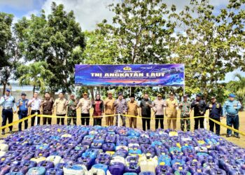 Lanal Tual Musnahkan 13.810 Liter Miras Ilegal, Komandan Tegaskan Sopi Picu Konflik Sosial