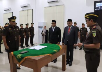 Kajati Maluku Lantik Wakajati dan Sejumlah Pejabat Eselon III di Lingkup Kejati Maluku