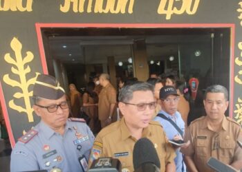Untuk Menjangkau Semua Pelayanan Kesehatan, Wali Kota Serahkan 8 Unit Sepeda Motor Kepada Pusling