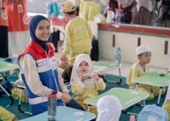 Edukasi Konservasi Penyu di Ternate, Pertamina Patra Niaga Regional Papua Maluku Tanamkan Cinta Lingkungan Sejak Dini