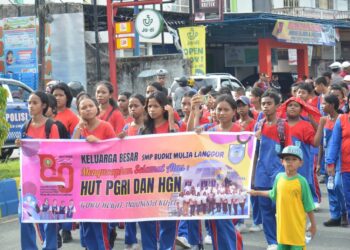 Pengurus PGRI Maluku Tenggara Gelar Jalan Santai Jelang Hari Guru Nasional 2025