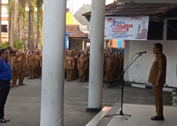 Pimpin Apel Pagi, Wali Kota Ambon Minta Pimpinan OPD Siapkan Laporan Akhir Tahun