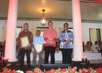 Gubernur Hendrik Hadiri Pembukaan Banda Heritage Festival 2025, Pernah Ditukar Manhattan (AS) Nilai Strategis Kepulauan Banda Tak Tergantikan