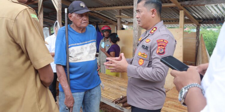 Kapolres MBD Turun Langsung Redam Bentrok Warga di Tiakur