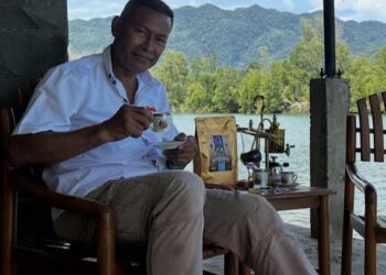 Pulang ke SBB, Untung Sangadji Bawa “17 Lompatan Besar”: Dari Energi Air hingga Sertifikat Tanah Gratis