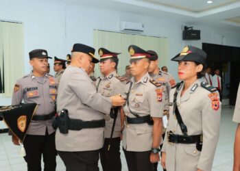 Rotasi Jabatan, Polresta Ambon Sertijab dan Lantik 5 Kapolsek Baru