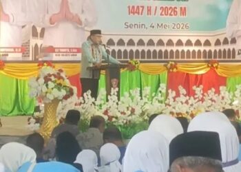 461 Calon Jemaah Haji Kota Ambon Berangkat ke Tanah Suci, Wali Kota Bodewin Wattimena Serahkan Bantuan Uang Saku