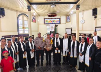 Kapolsek Sirimau lakukan cooling system dan silaturahmi kamtibmas di Gereja Negeri Soya
