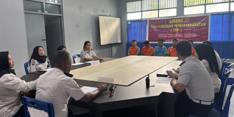 Lima Warga Binaan Rutan Ambon Disidang TPP Usai Kedapatan Pakai HP Ilegal