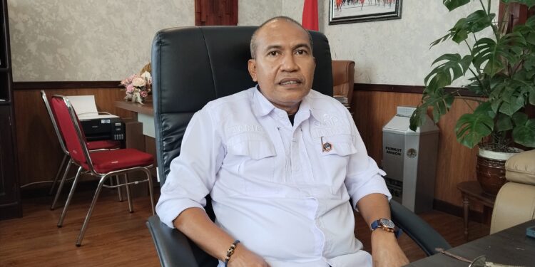 Fasilitas Publik Dibakar, DLHP Ambon Serukan Kesadaran Warga Jaga Kebersihan